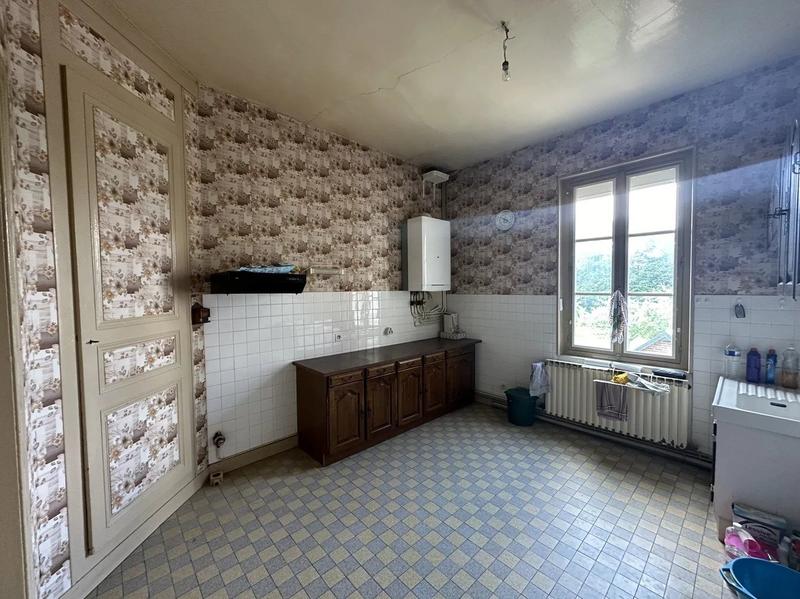 Maison - 202 m² - 6 pièces