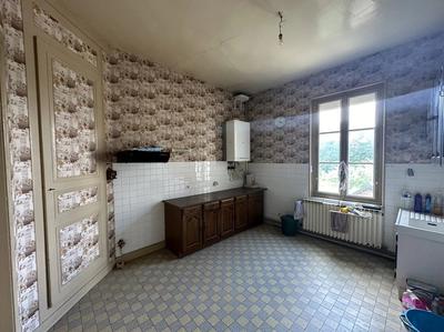 Maison - 202 m² - 6 pièces