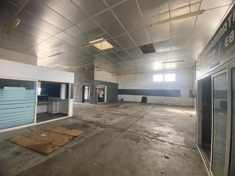 Local commercial - 230 m²