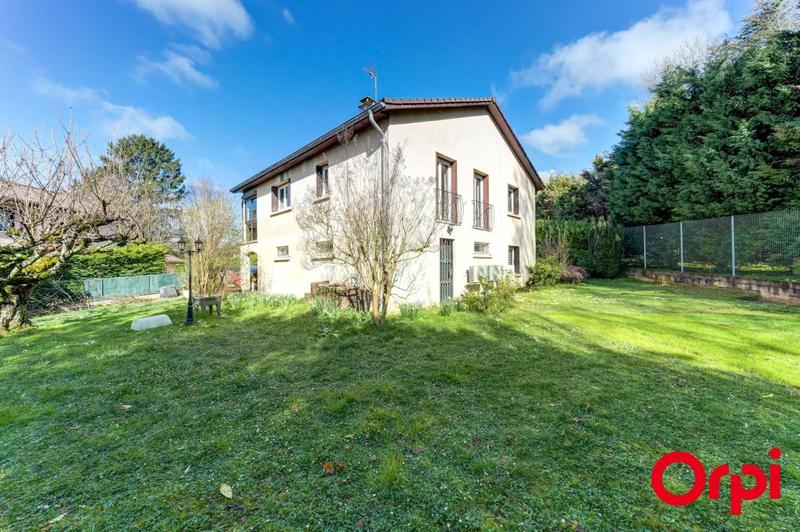 Maison - 137 m² - 5 pièces