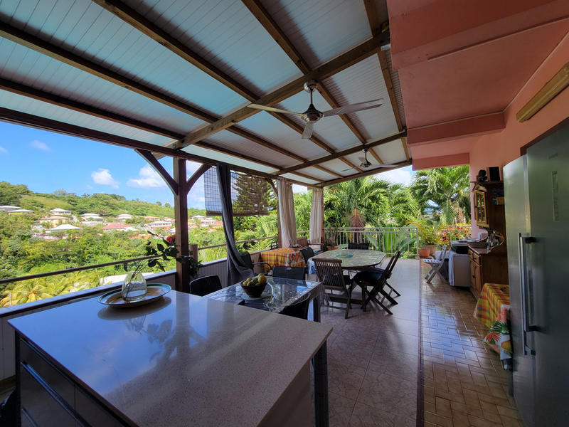 Immeuble - 373 m² - 17 pièces