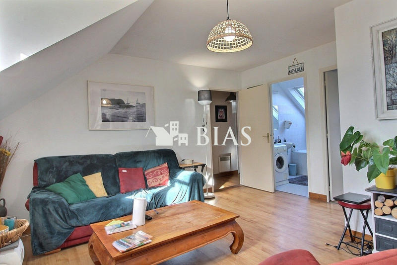 Maison - 324 m² - 12 pièces