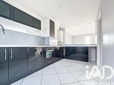 Duplex - 82 m² - 3 pièces