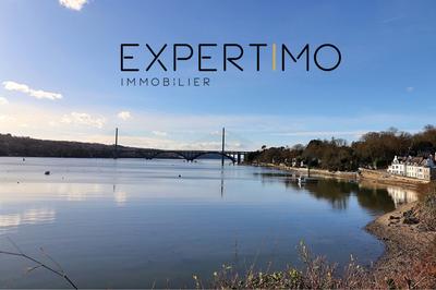 Maison - 280 m² - 9 pièces