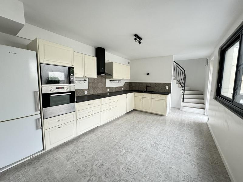 Maison - 139 m² - 4 pièces