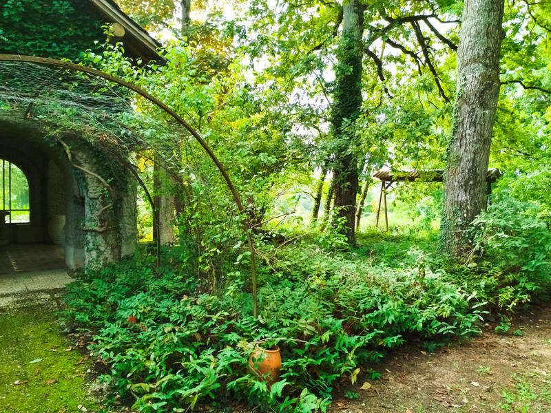 Maison - 195 m² - 13 pièces