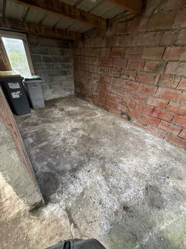 Maison - 99 m² - 5 pièces