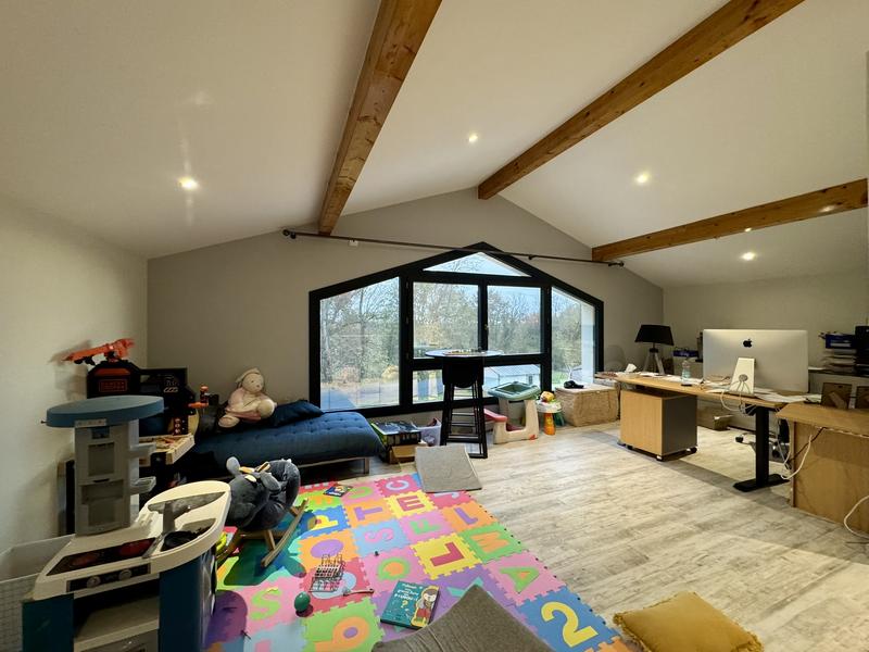 Maison - 168 m² - 7 pièces