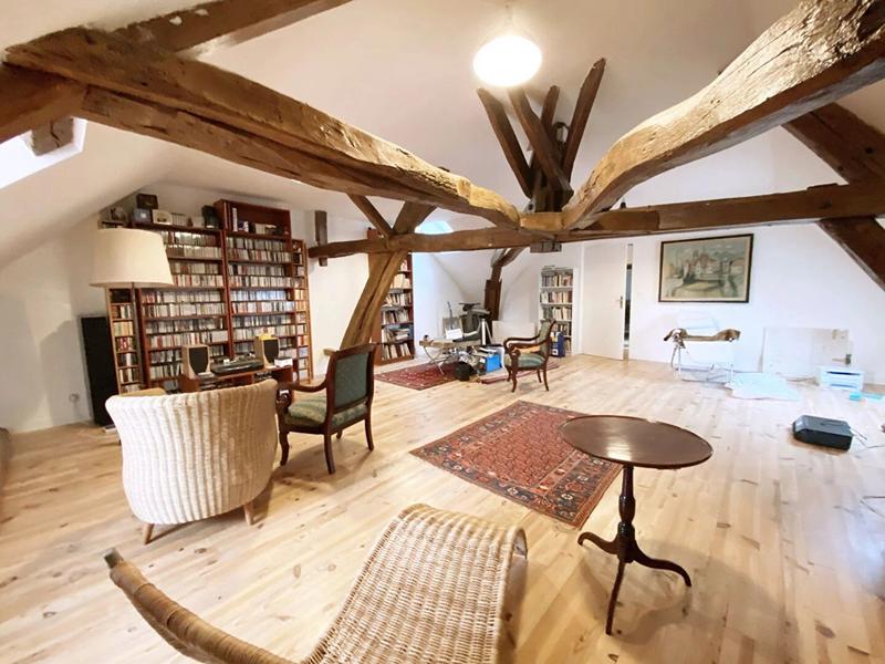 Maison - 343 m² - 12 pièces