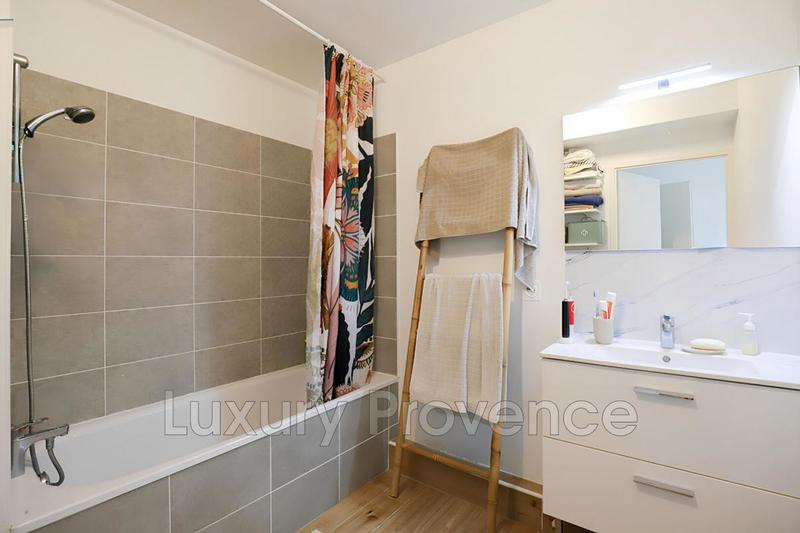 Appartement - 76 m² - 3 pièces