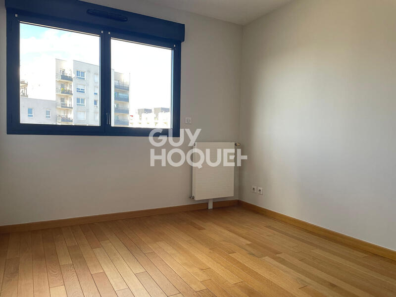 Appartement - 104 m² - 4 pièces