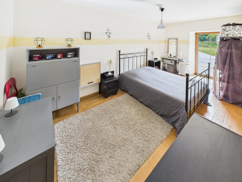 Maison - 186 m² - 7 pièces