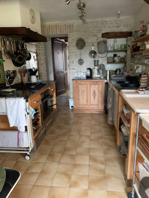 Maison - 157 m² - 10 pièces