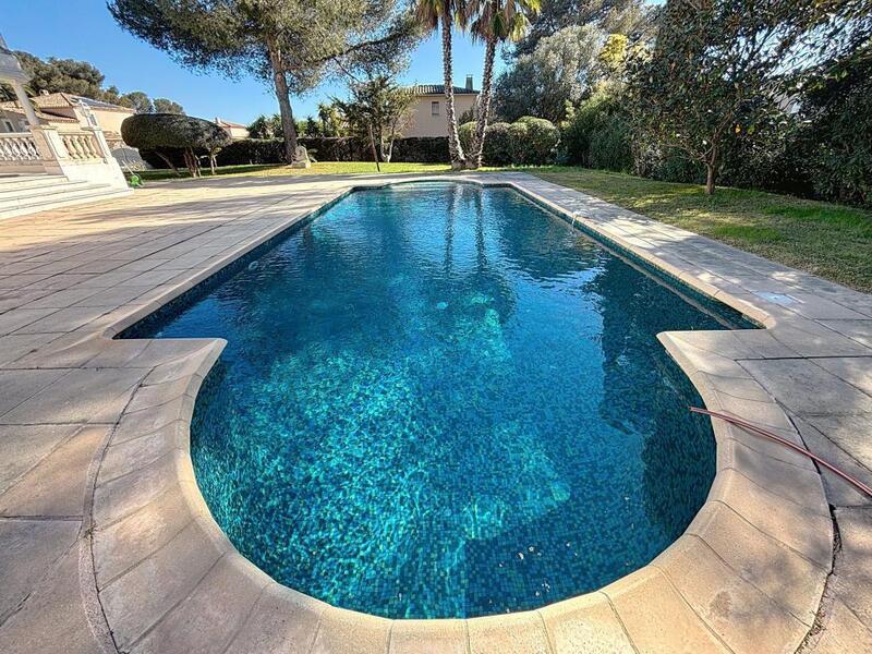 Villa - 262 m² - 7 pièces