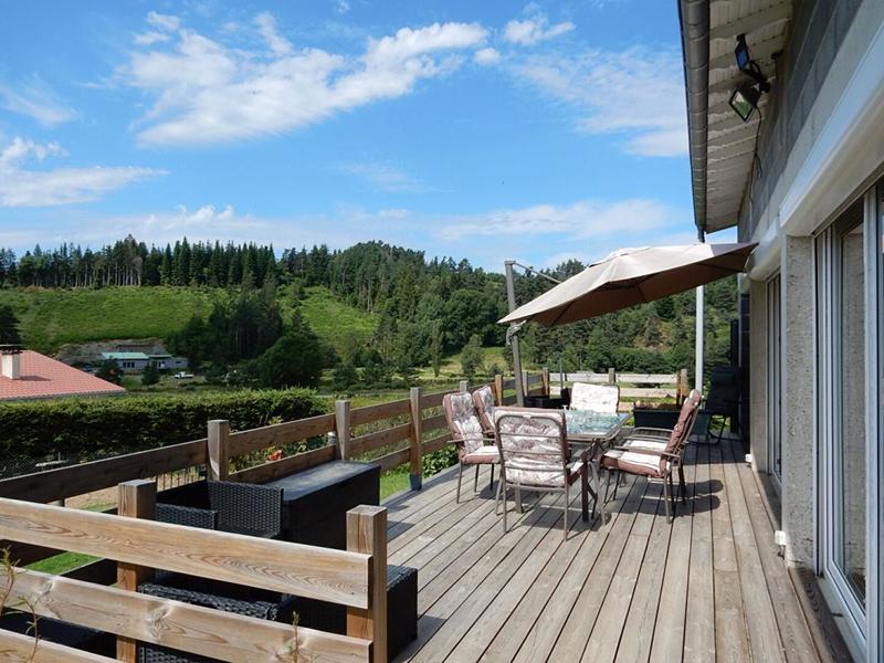 Maison - 173 m² - 8 pièces