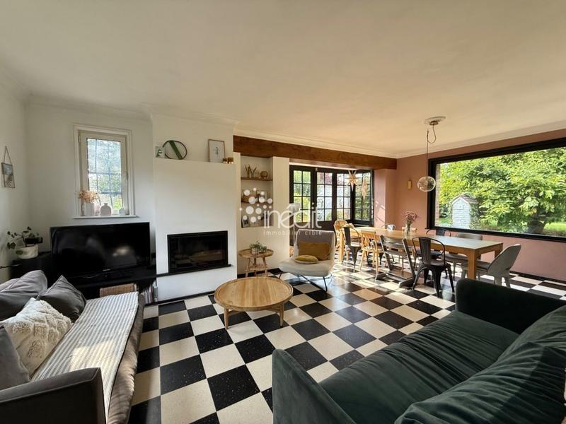 Maison - 170 m² - 7 pièces