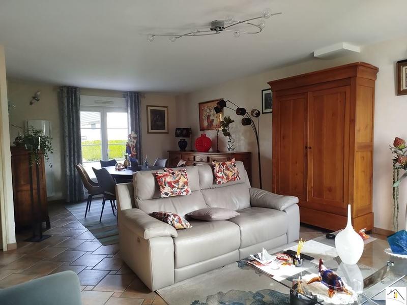 Maison traditionnelle - 95 m² - 5 pièces