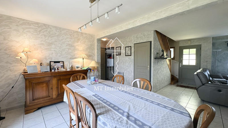 Maison - 104 m² - 5 pièces