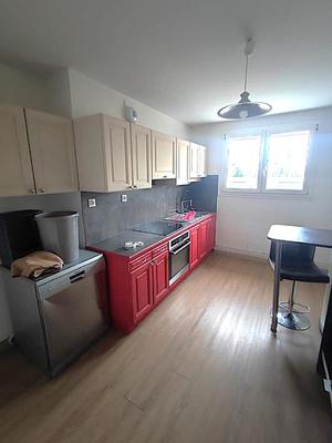 Appartement - 75 m² - 3 pièces