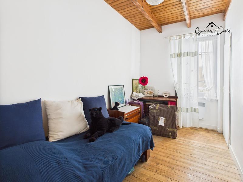 Maison - 90 m² - 5 pièces