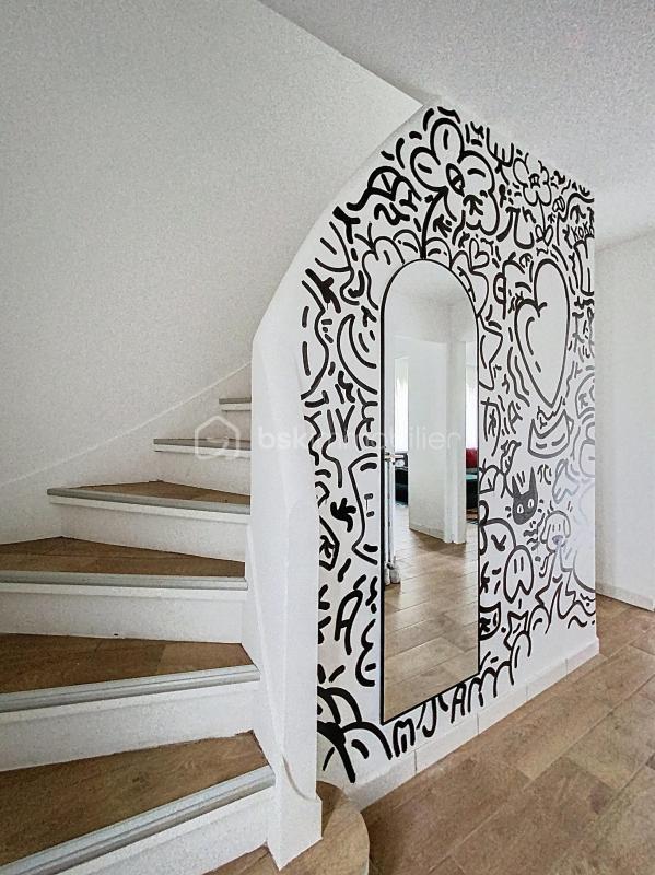 Maison traditionnelle - 135 m² - 7 pièces