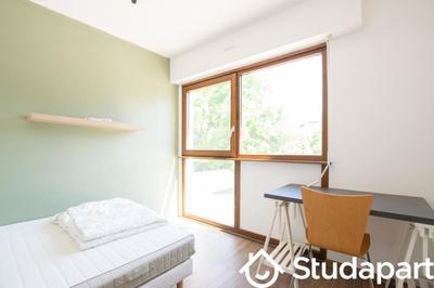 Chambre - 10 m² - 1 pièce