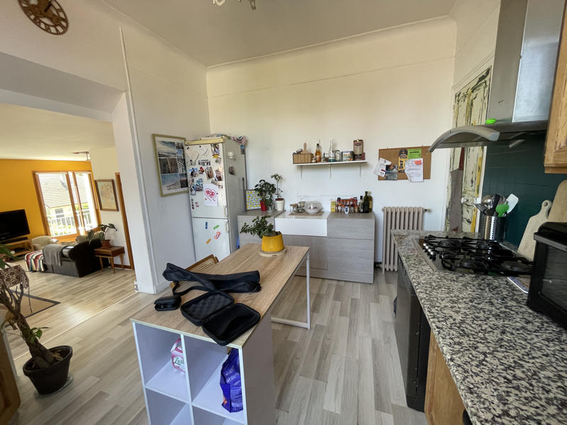 Maison - 197 m² - 7 pièces