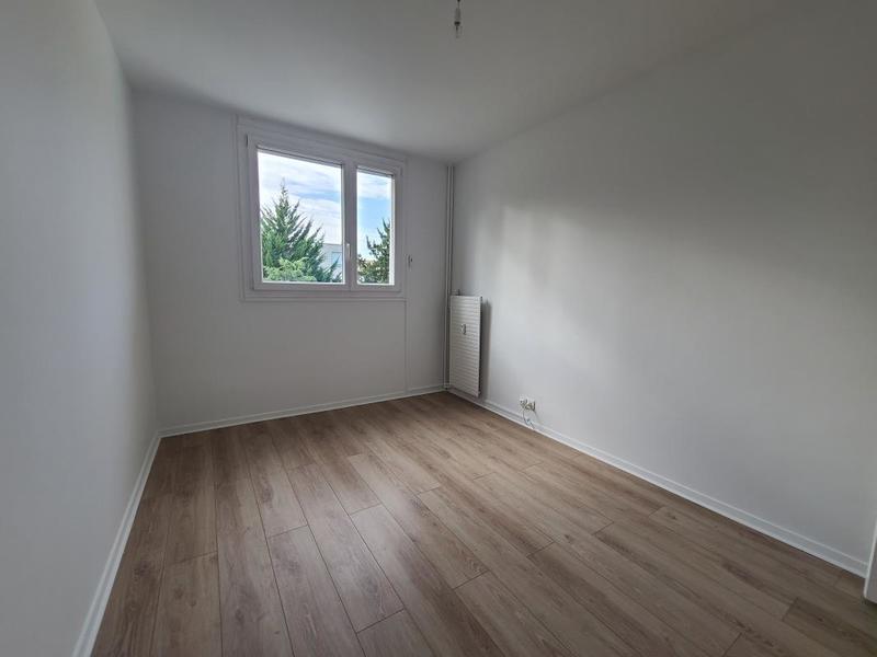 Appartement - 95 m² - 4 pièces