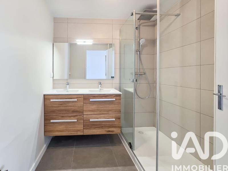 Appartement - 95 m² - 5 pièces