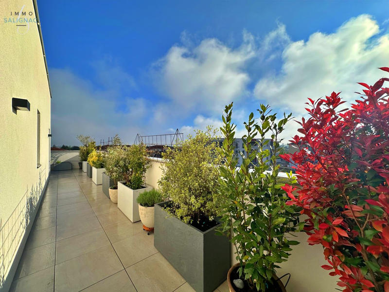 Appartement - 92 m² - 4 pièces