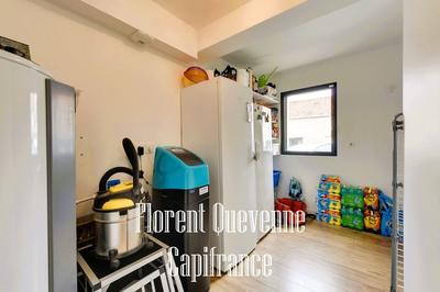 Maison - 180 m² - 6 pièces