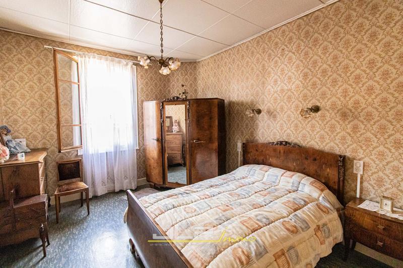 Maison - 194 m² - 8 pièces