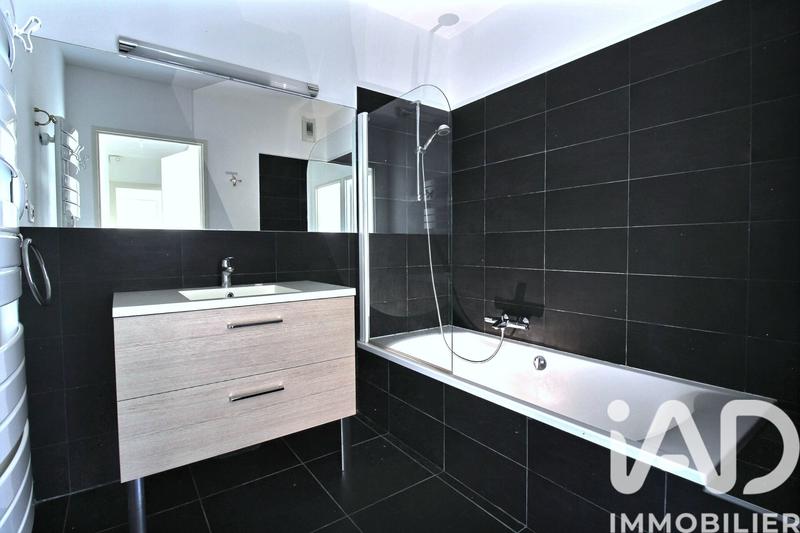 Appartement - 84 m² - 3 pièces