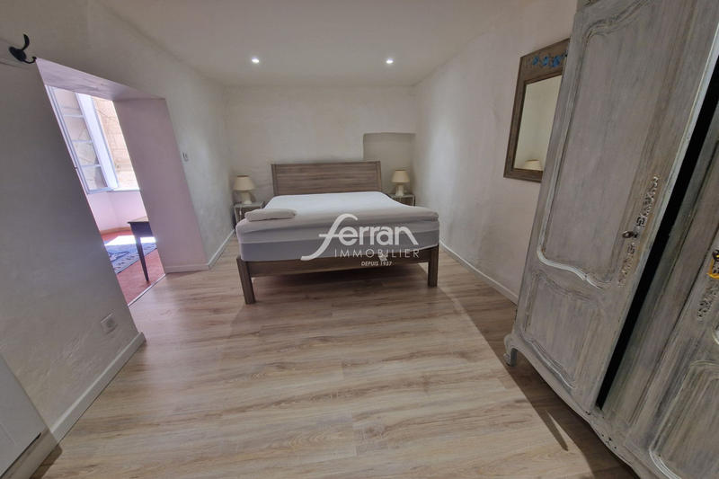 Appartement - 170 m² - 8 pièces