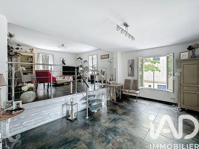 Maison - 105 m² - 5 pièces