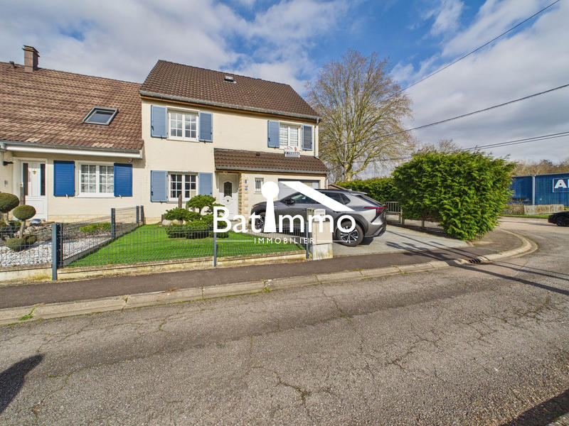 Maison - 113 m² - 6 pièces