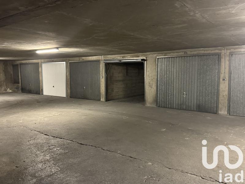Parking - 12 m²