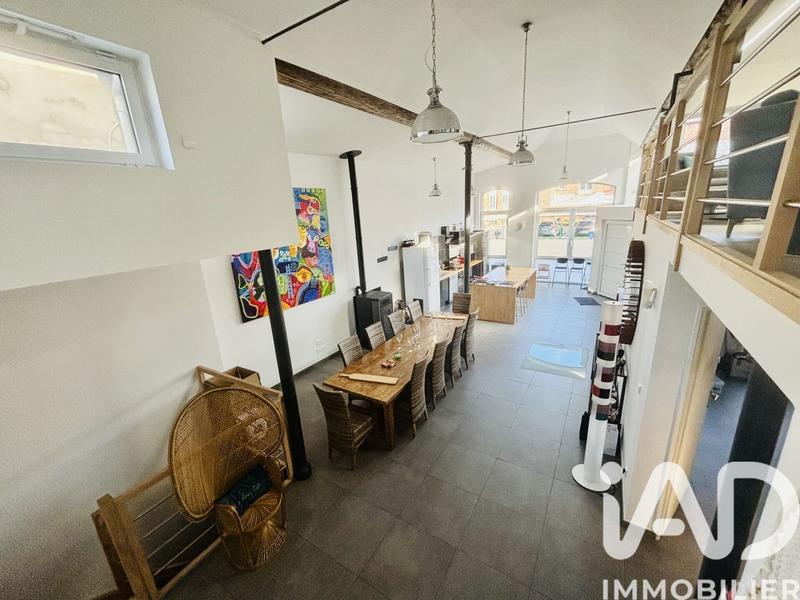 Loft - 166 m² - 5 pièces