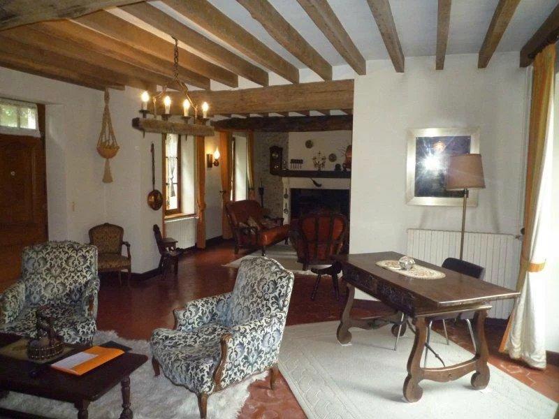 Maison - 300 m² - 8 pièces