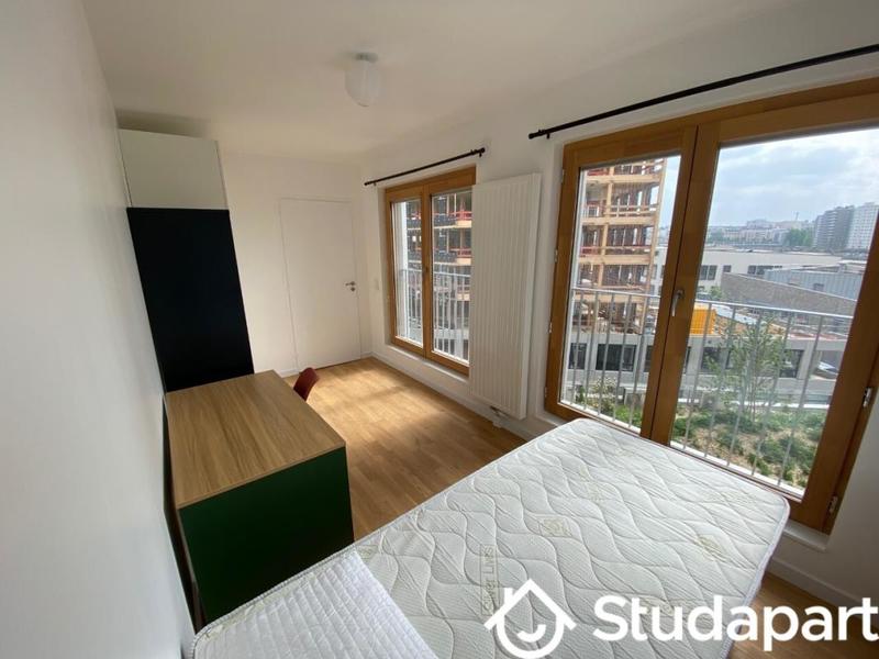 Chambre - 11 m² - 1 pièce