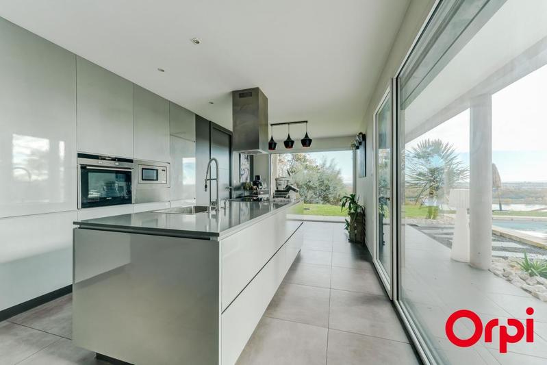 Maison - 169 m² - 6 pièces