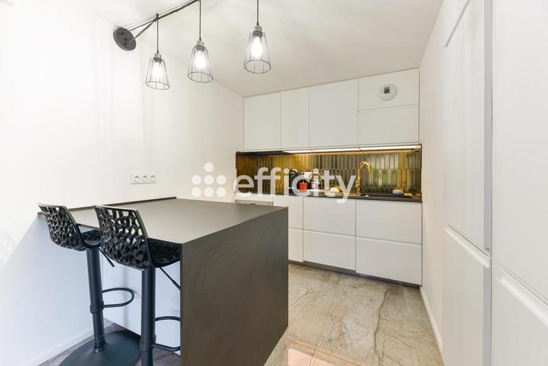 Immeuble - 480 m² - 20 pièces