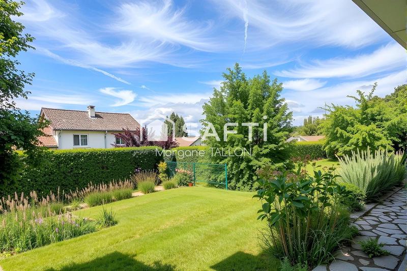 Maison - 94 m² - 5 pièces