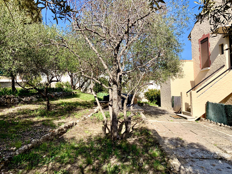 Maison - 150 m² - 9 pièces