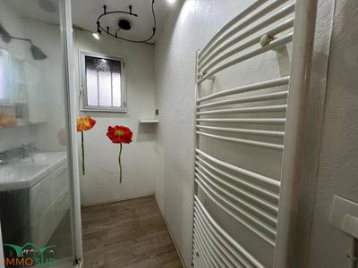 Pavillon - 90 m² - 4 pièces