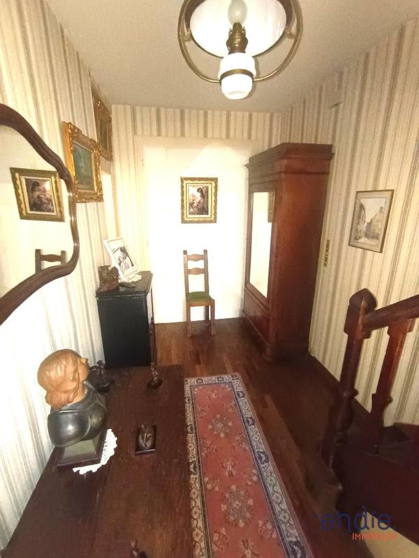 Maison - 180 m² - 7 pièces