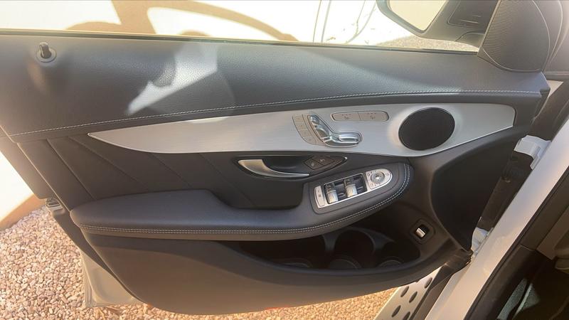 Mercedes classe glc 300 2.0 306 Eq Power 194 4Matic 9g-Tronic Amg Line - Automatique Toit ouvrant