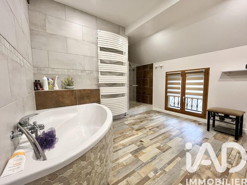 Maison - 125 m² - 4 pièces