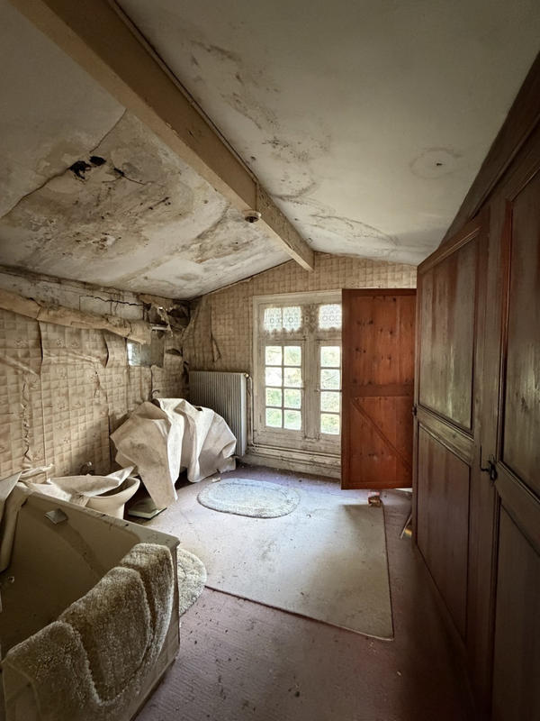 Maison - 205 m² - 6 pièces