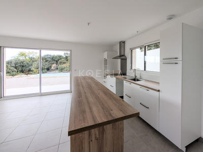 Villa - 111 m² - 4 pièces